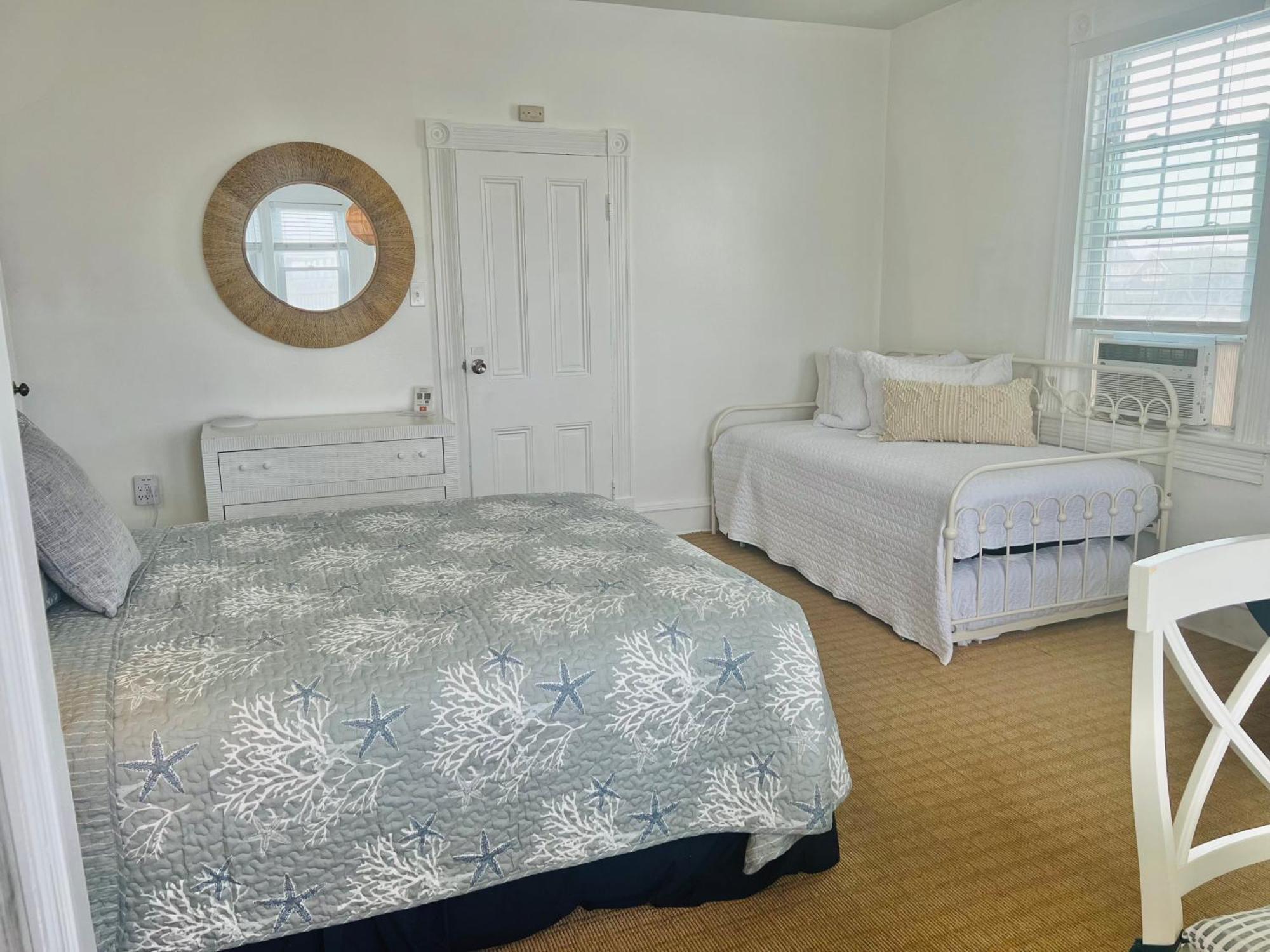 Windward At The Beach Beach Haven Exterior photo
